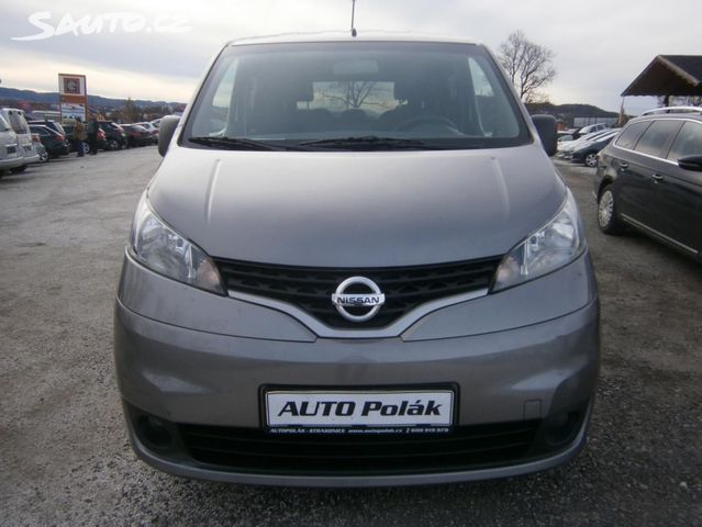 Nissan NV200